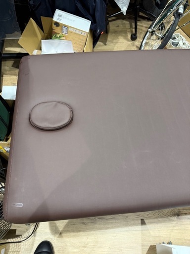 【値下げしました】電動昇降 マッサージベッド ワールドジェイビー ブラウン フットパネル式 施術台 エステ・整体
