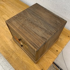【ジモティー割引で最大15％OFF⭐️】小引き出し　花柄　木製の画像