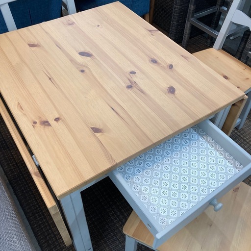 IKEA バタフライ式ダイニング4点セット