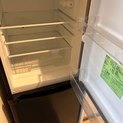 電子レンジ冷蔵庫セットの画像