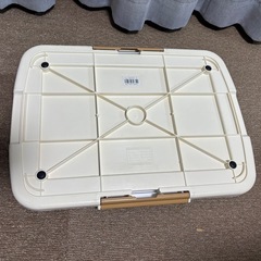 ◆USED◆ペットトレー(トイレ)◆レギュラーサイズ◆ボンビ◆白(アイボリー)の画像