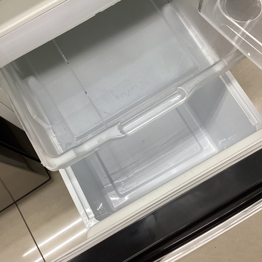 【６ヶ月保証】 2ドア冷蔵庫 Hisense HR-D15C　ヘコミ有