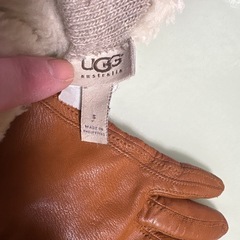 uggブラウンレザー手袋の画像