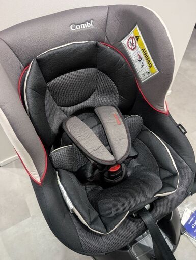 Combi コンビチャイルドシートネセルターン ISOFIX 美品