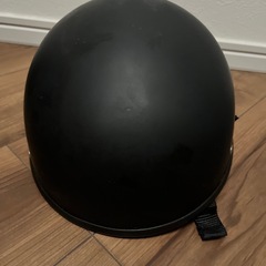 125cc以下用のマットブラック半帽ヘルメット　XLサイズの画像