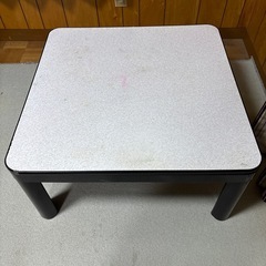 テーブル小の画像