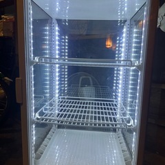 レマコム4面ガラス冷蔵ショーケースLEDライト付き 取りに来て頂ける方に無料でお譲りします!の画像