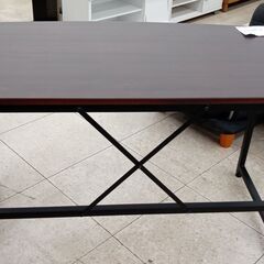 ★リユースのサカイ高崎店★TJ14346  テーブル こげ茶 H74×D61×W120 クリーニング済みの画像