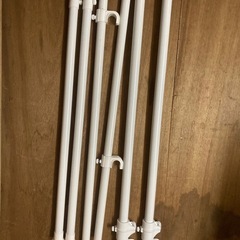 ハンガーラック突っ張り棒の画像