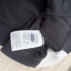 NIKE フード付きパーカー M黒・グレーの画像