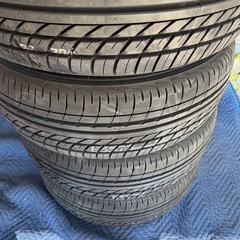 ヨコハマパラダ　タイヤ　の画像