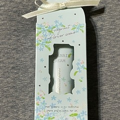 新品未開封 フラワーシーン ハンドクリームBL ジェントルネスサボンの香りの画像
