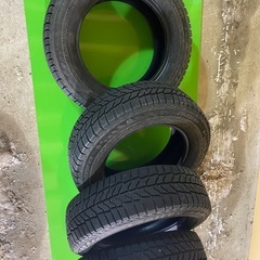 ハイエース　車検対応冬タイヤ16インチ
　の画像