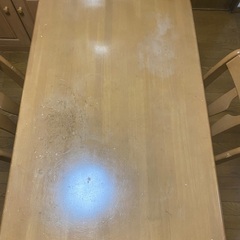 ダイニングテーブル、チェアセットの画像