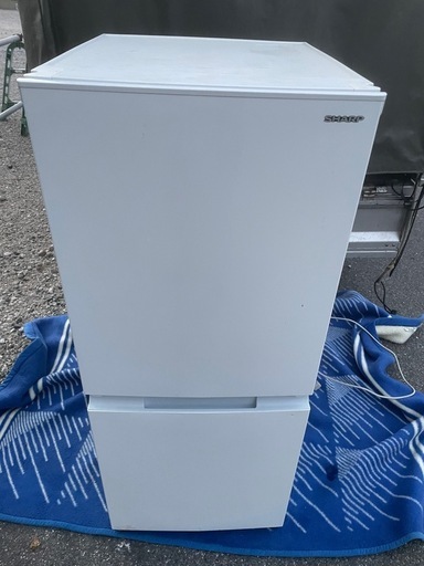シャープ　154L 21年製　冷蔵庫