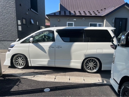 ロクサーニ21インチ