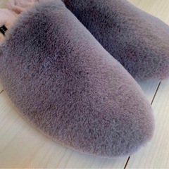 新品未使用定価13000円　ファーシューズの画像