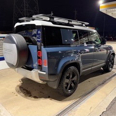 ディフェンダー　ランドローバーの画像