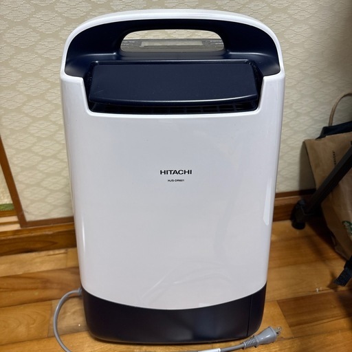 HITACHI除湿機 (yosse) 石嶺の生活家電《その他》の中古あげます・譲り 