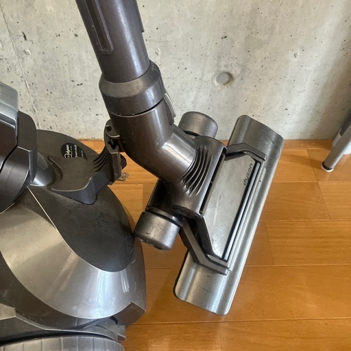 Dyson DC26 サイクロン式掃除機 パープル