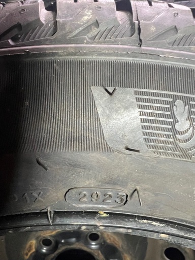 195/65r15ミシュランスタッドレスタイヤ29週2023年製とホンダ純正ホイール4本セット