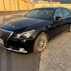 【個人出品・分割相談可】クラウンマジェスタ　ハイブリッドの画像