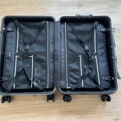 キャリーケース　　スーツケースの画像