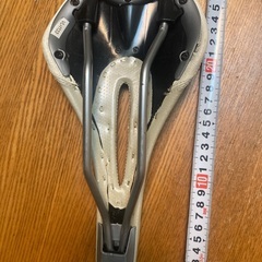 新品　GIANT サドルの画像