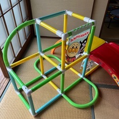 【箱あり】アンパンマン　ジャングルジム　滑り台つきの画像