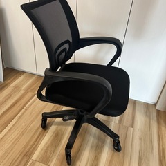 昇降式　オフィスチェアの画像