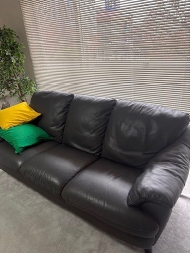 【定価50万↑】イタリア製 レザーソファ