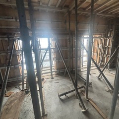 型枠解体の会社ですの画像