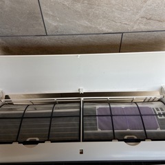 美品 ダイキン エアコン　ルームエアコン 冷暖房 F28ZTES-W 2.8kW 2022年製 100V ～12畳用の画像