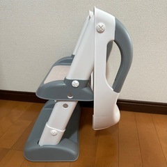【未使用】ステップ式補助便座の画像