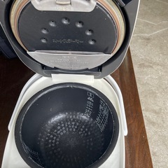 NO：5635  日立ジャー炊飯器‼️日本製❣️2015年製の画像