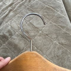 子供用　木製　ハンガーの画像