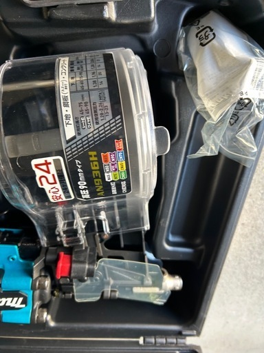 新品　未使用　Makita マキタ 90mm 高圧エア釘打 AN936H