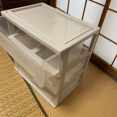 3段衣装ケース　　収納ケース
の画像