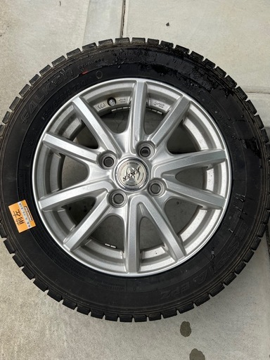 スタッドレスタイヤ(ホイール付)4本セット 155/65R13