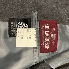 フォーマルスーツ　男の子　キッズ　入園、入学式に。サイズ120半ズボンの画像