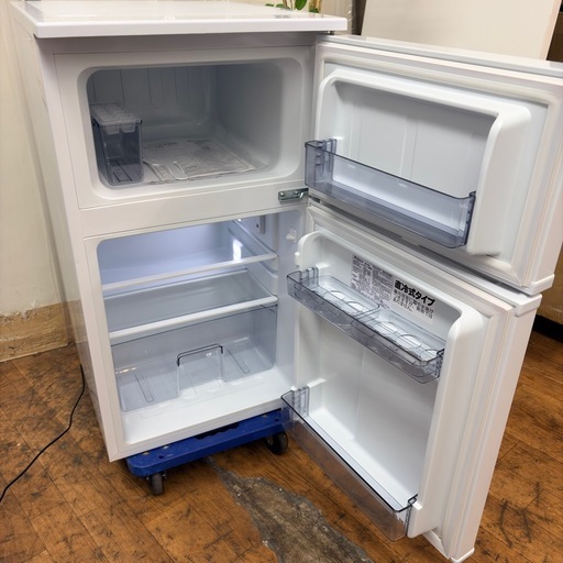 【?買取市場 6ヶ月保証】R529 ☀️ Abitelax / アビテラックス 冷蔵庫 (90L / 右開き) 22年製 AR-951