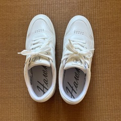 ホーキンススポーツ　ホワイトスニーカー24.5センチの画像