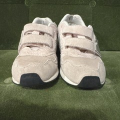 New Balance 313スニーカー 17cm 運動靴　薄ピンク シルバーの画像
