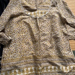 婦人服　トップス　カーディガン　エプロン　パーカーの画像