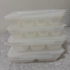 離乳食セット一式　　エプロン　スプーンフォーク　レシピ本　食器　保冷タッパーの画像