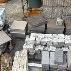 問い合わせが多い為新規の方は中断させてもらいます。タイル、石などの画像