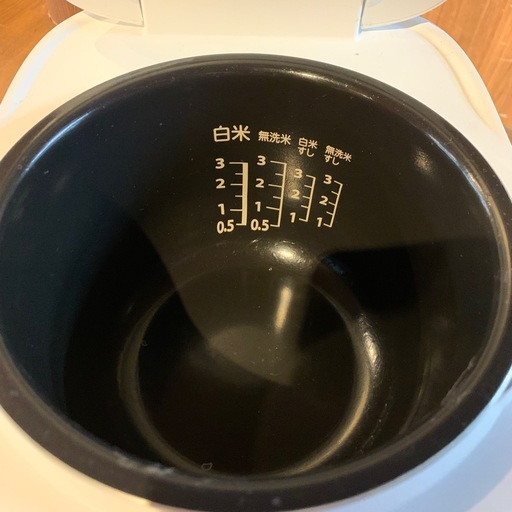 TOSHIBA IHジャー炊飯器 ３合炊き　RC-5XT 2024年製