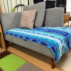 美品 1-2人ソファの画像