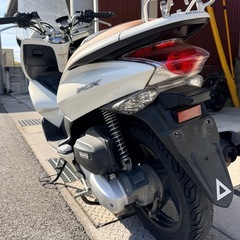 HONDAホンダJF28 PCX125ホワイト実働の画像