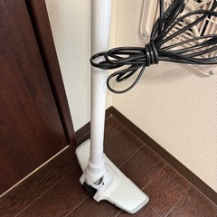 【2025年購入・軽量】CCP スティッククリーナー（掃除機）コード式の画像